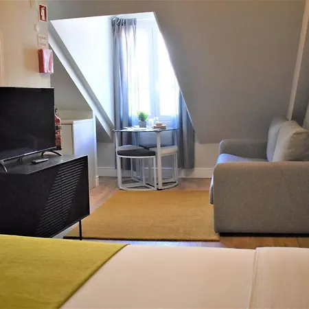 Colmeia Apartmán *