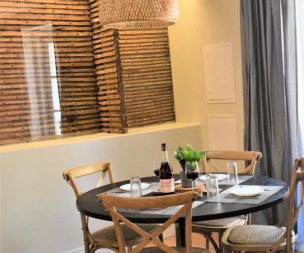 Apartment Colmeia Lisbon