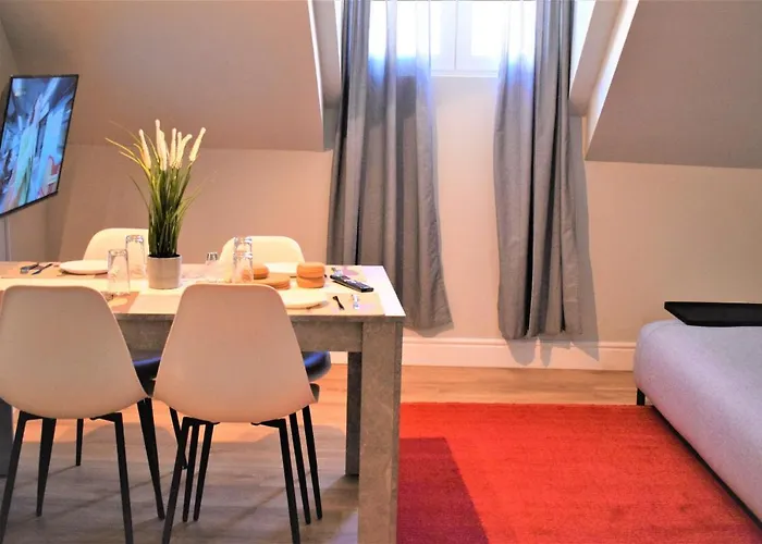 Colmeia * ליסבון